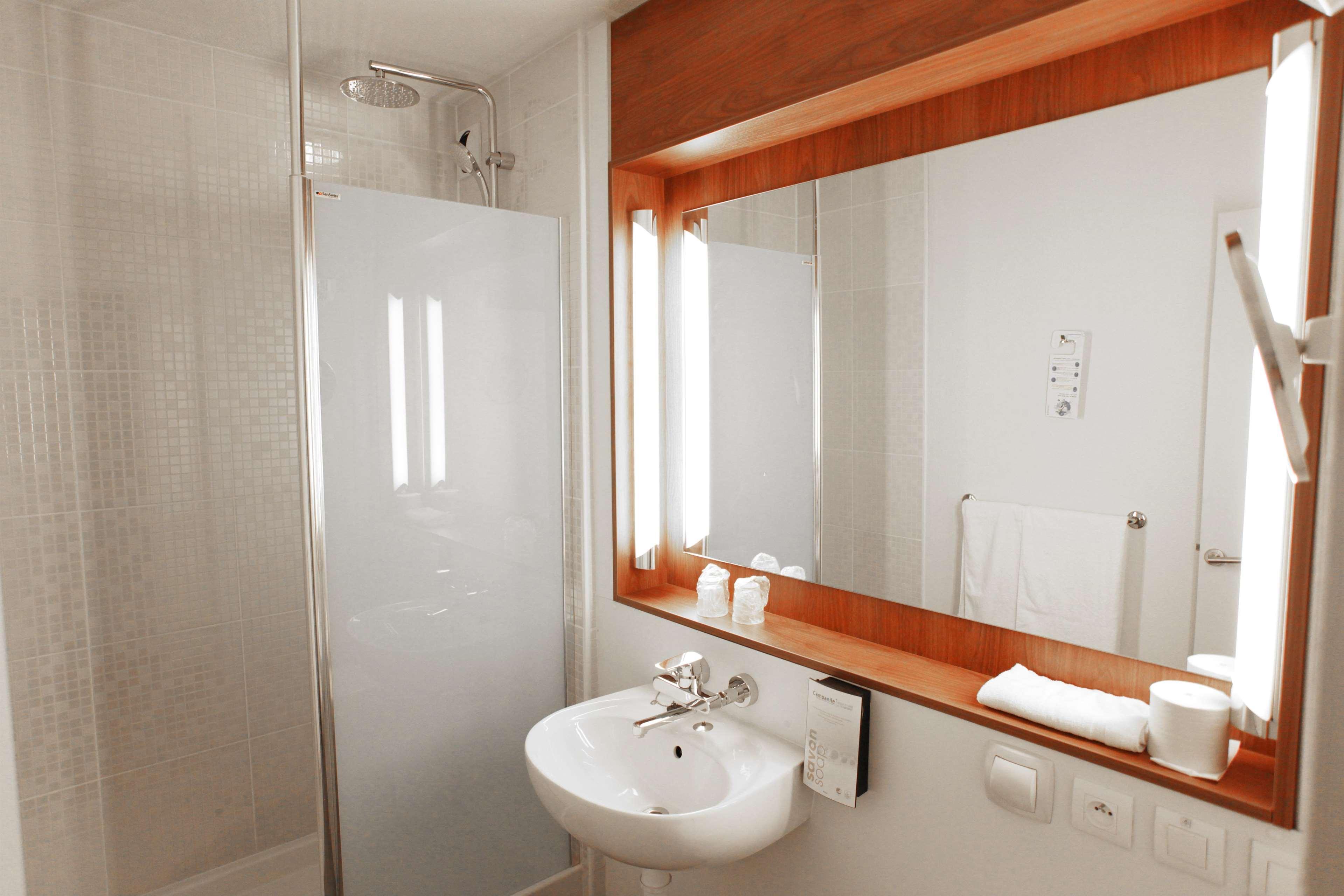 Campanile Bourges Nord - Saint-Doulchard Otel Dış mekan fotoğraf