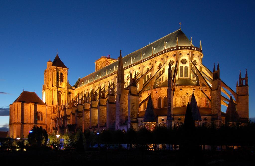 Campanile Bourges Nord - Saint-Doulchard Otel Dış mekan fotoğraf