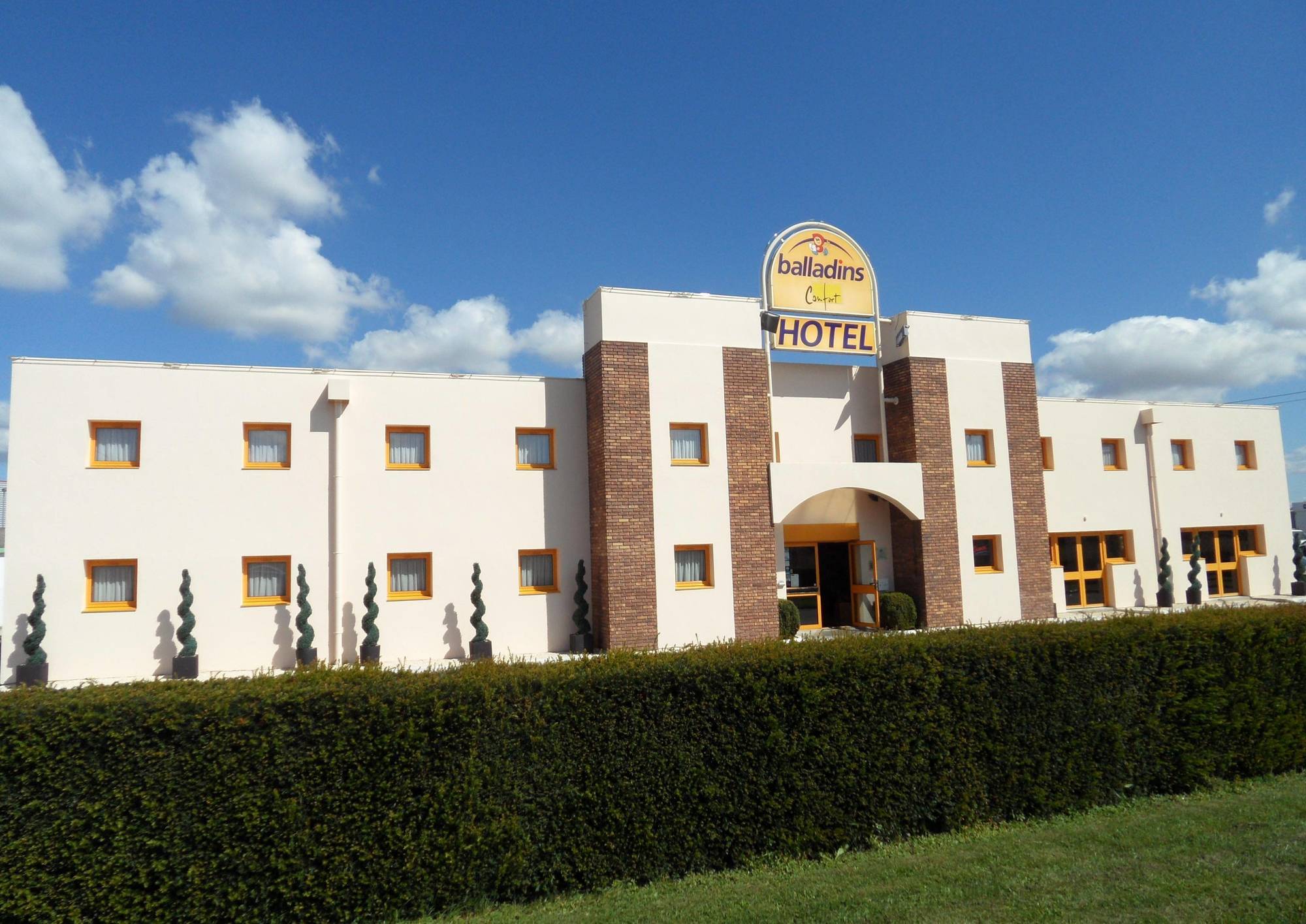 Campanile Bourges Nord - Saint-Doulchard Otel Dış mekan fotoğraf