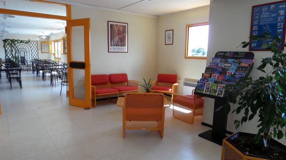 Campanile Bourges Nord - Saint-Doulchard Otel Dış mekan fotoğraf