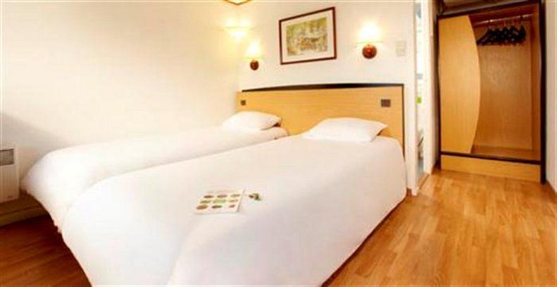 Campanile Bourges Nord - Saint-Doulchard Otel Dış mekan fotoğraf